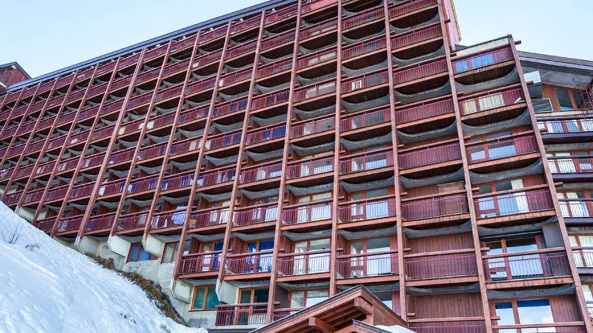 Appartement Renove Proche Centre Station Avec Balcon - Fr-1-346-325 location